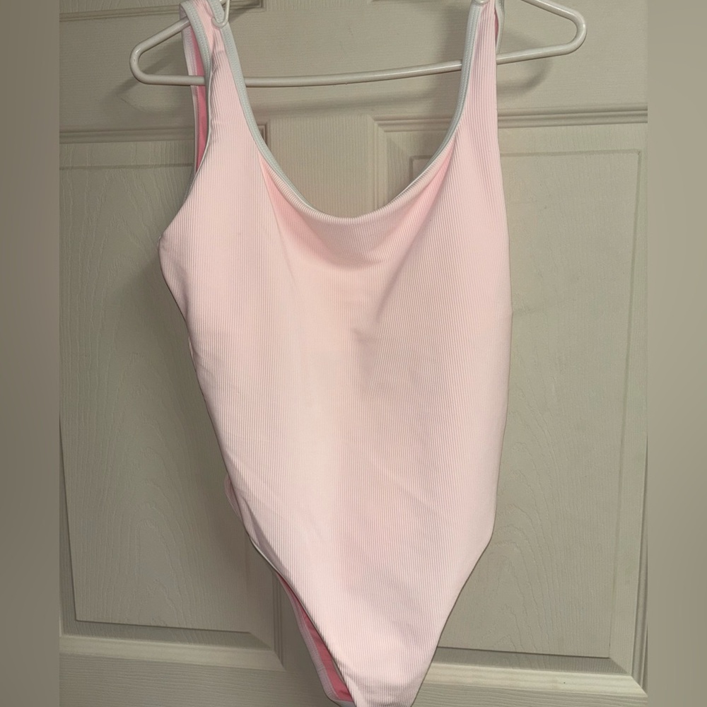 LainSnow Soft Pink Swimwear